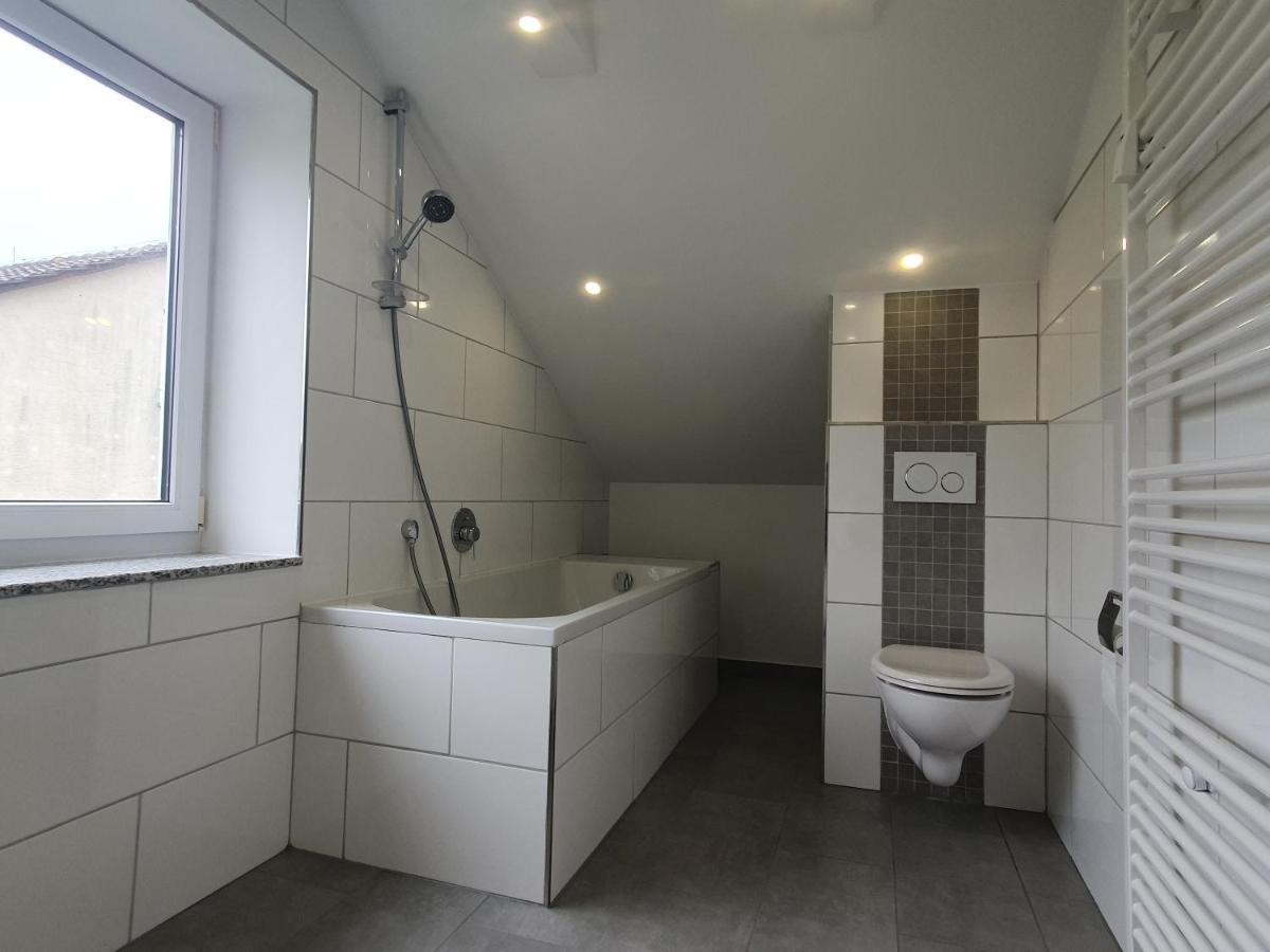 Ruhige Und Moderne 2-Zi. Wohnung Kulsheim Exterior photo